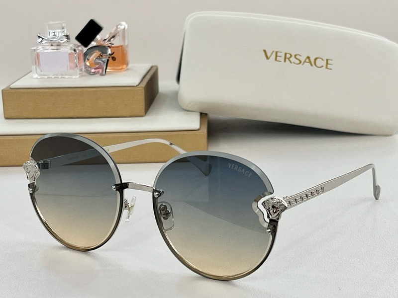 Versace Sunglasses 23